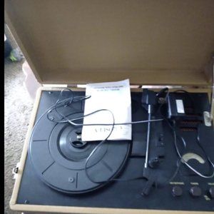 Rare Vtg Crosley CR-50TW Portable Record player